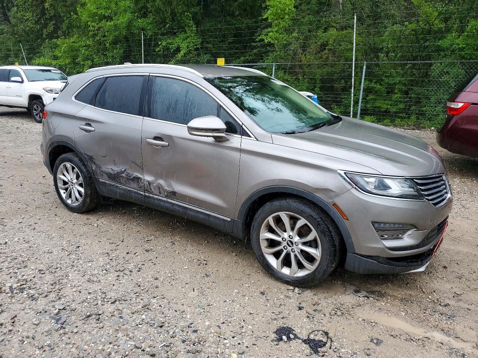 Снимка 4 от търг – 2016 LINCOLN MKC с VIN 5LMCJ2C97GUJ00995