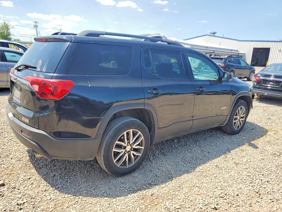 Photo 3 from auction – 2017 GMC ACADIA with VIN 1GKKNTLS4HZ147586