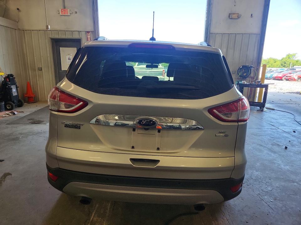 Photo 6 from auction – 2016 FORD ESCAPE with VIN 1FMCU9GX5GUB29147