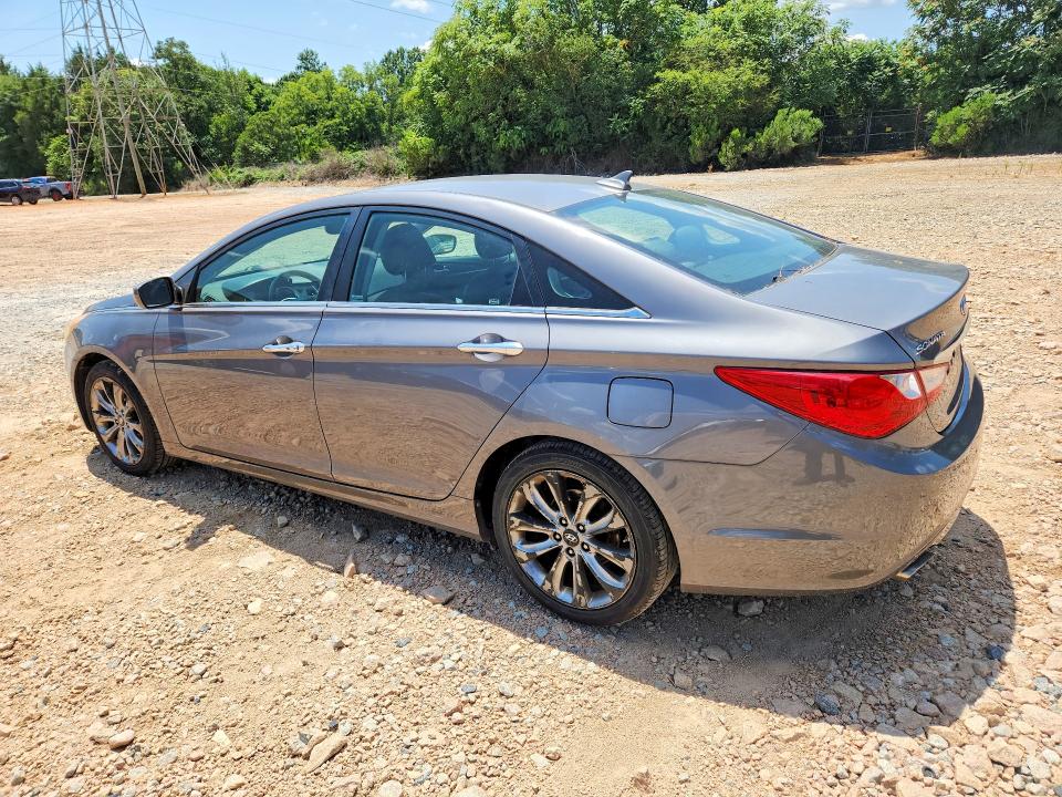 Photo 2 from auction – 2011 HYUNDAI SONATA with VIN 5NPEC4AC0BH289710