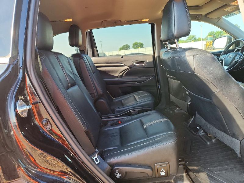 Zdjęcie 11 z aukcji – 2017 TOYOTA HIGHLANDER z VIN 5TDJZRFH6HS358109