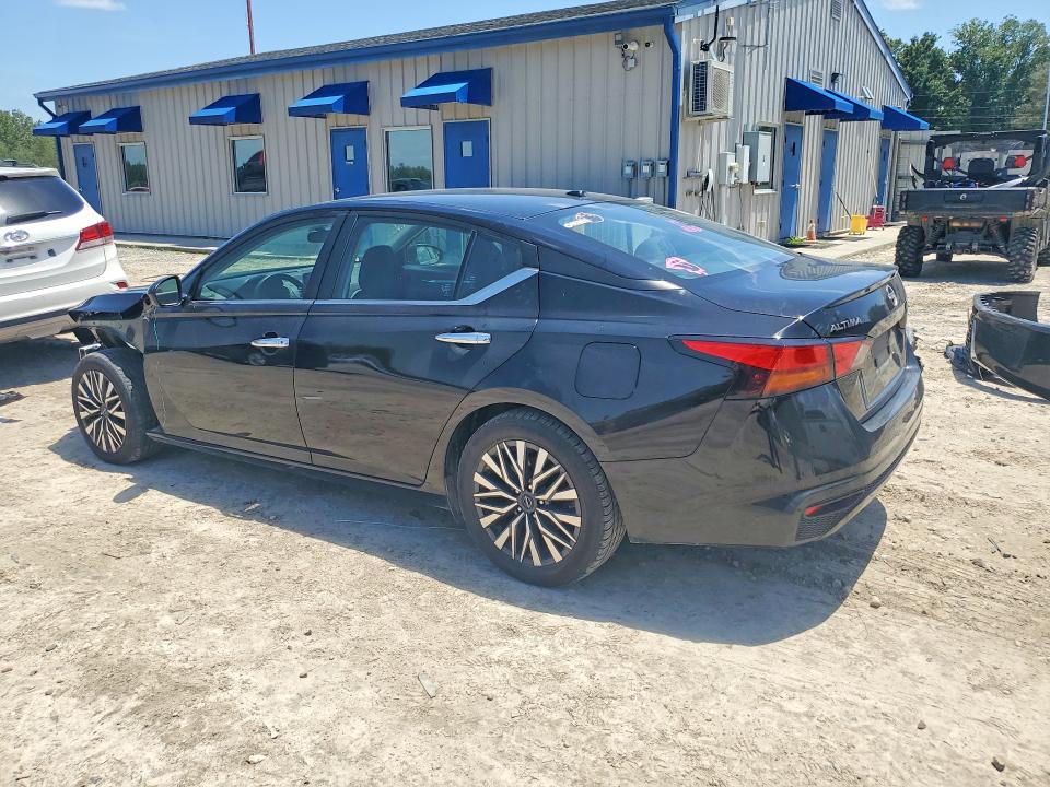 Photo 2 from auction – 2023 NISSAN ALTIMA with VIN 1N4BL4DV3PN359858