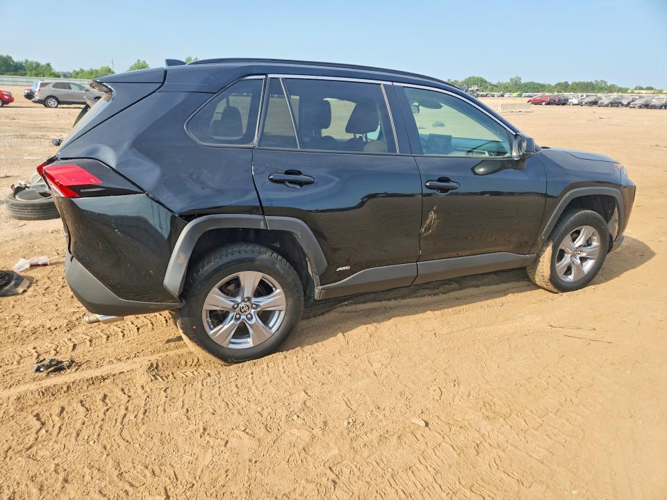 Photo 3 from auction – 2022 TOYOTA RAV4 with VIN 4T3LWRFVXNU076993