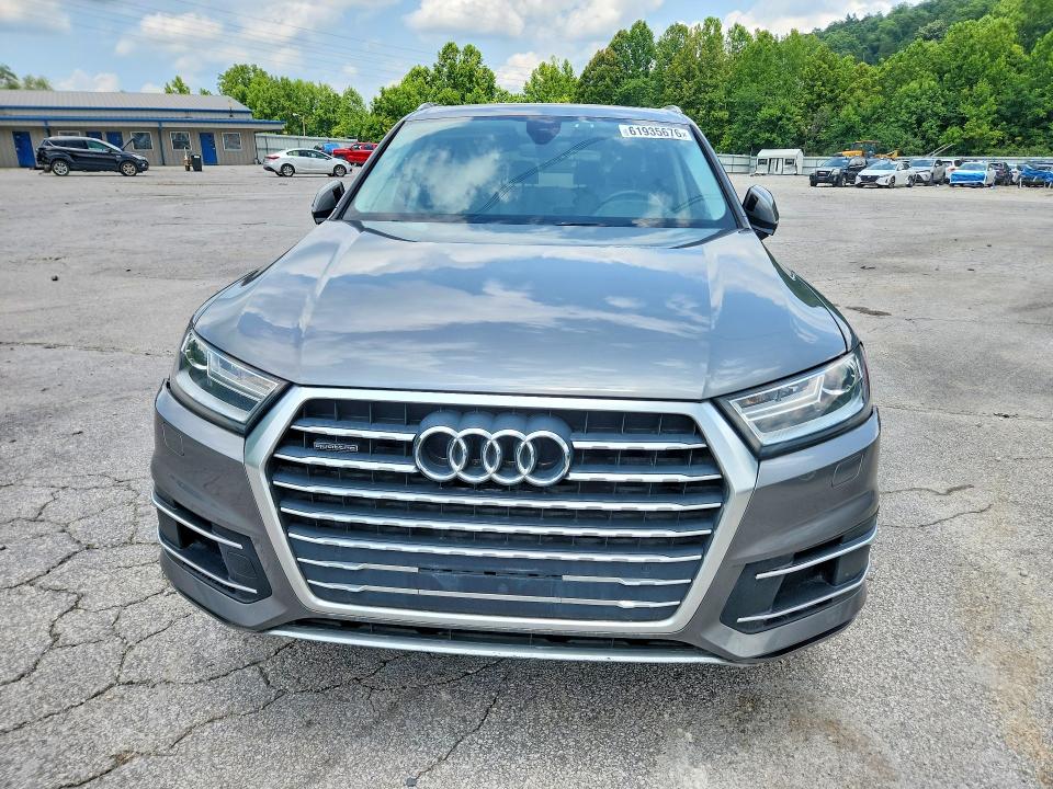 Photo 5 from auction – 2017 AUDI Q7 with VIN WA1LHAF78HD036162