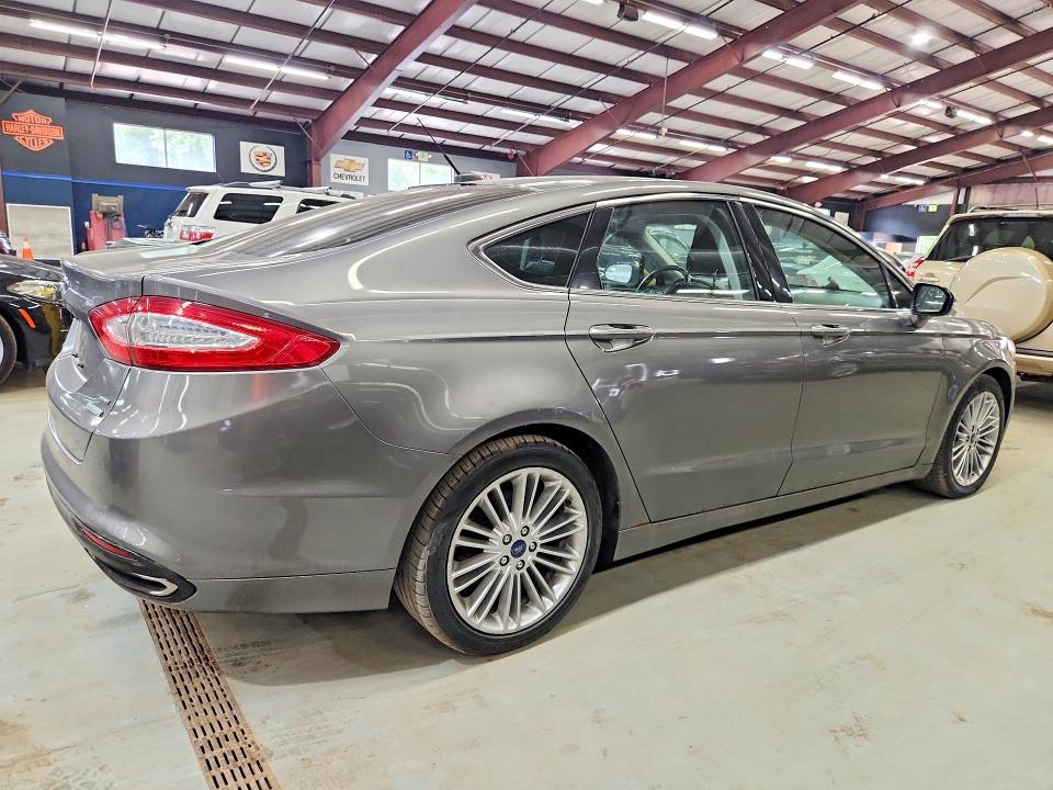 Photo 3 from auction – 2013 FORD FUSION with VIN 3FA6P0H94DR213084