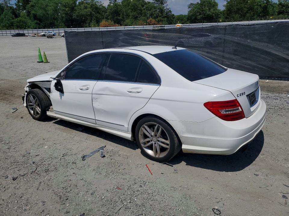 Photo 2 from auction – 2013 MERCEDES-BENZ C with VIN WDDGF4HB1DR246797