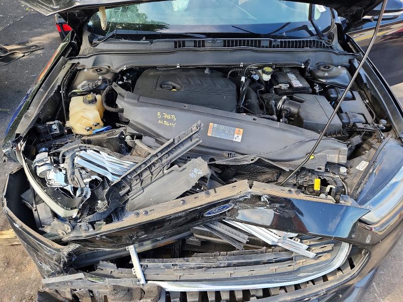 Photo 11 from auction – 2016 FORD FUSION with VIN 3FA6P0HD7GR158400