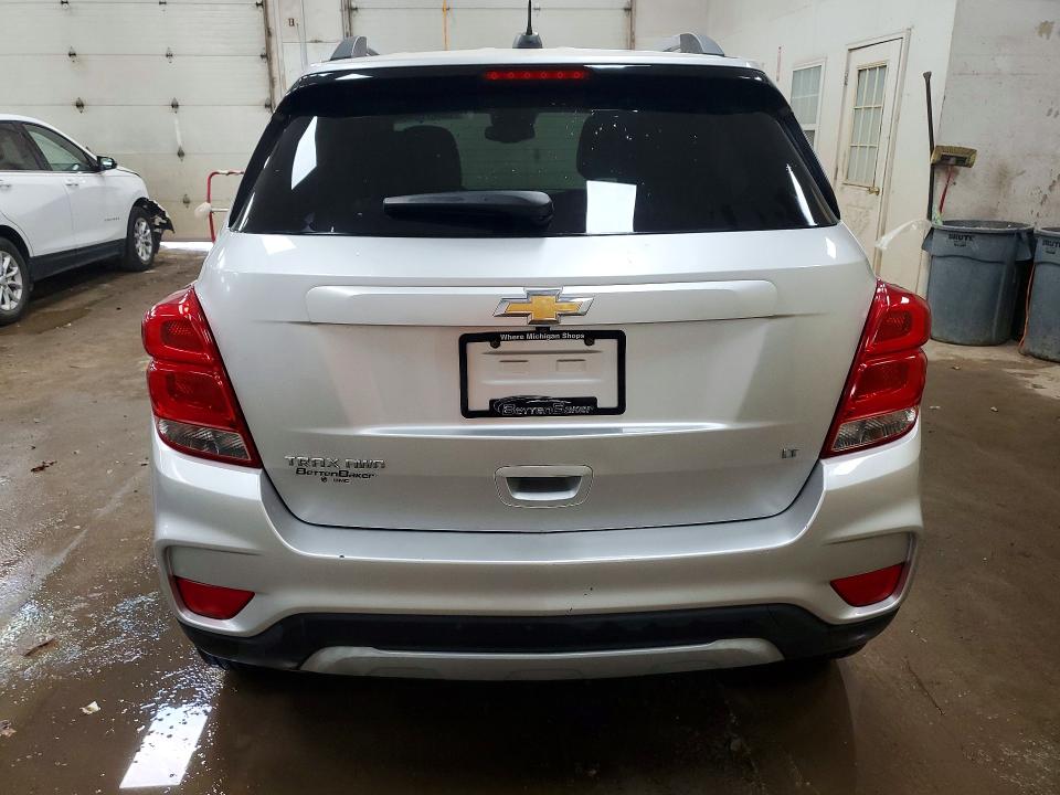 Photo 6 from auction – 2017 CHEVROLET TRAX with VIN KL7CJPSB9HB172137