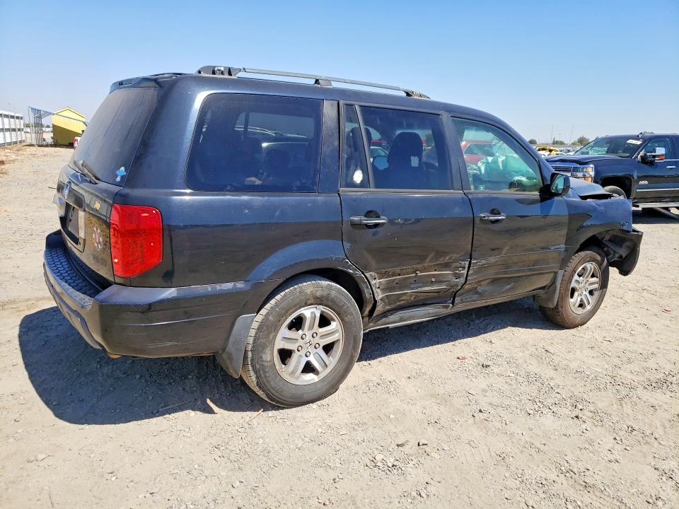 Photo 3 from auction – 2004 HONDA PILOT TOURING with VIN 2HKYF18564H517819