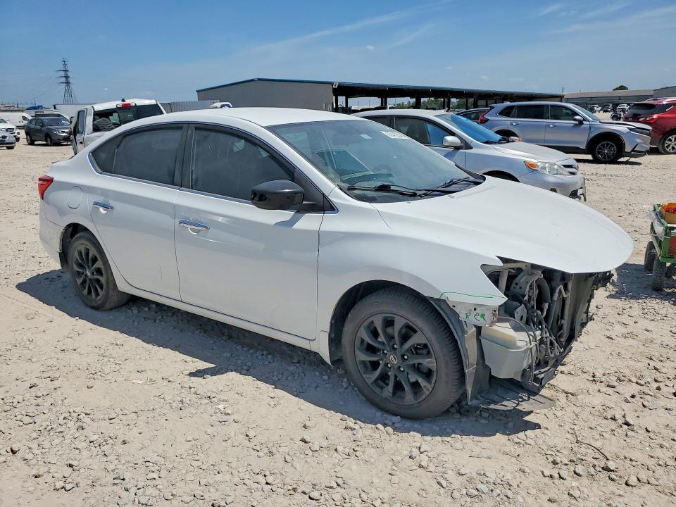Photo 4 from auction – 2018 NISSAN SENTRA with VIN 3N1AB7AP6JY232809