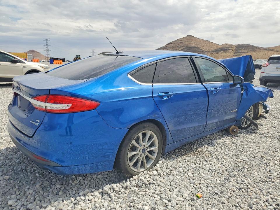 Photo 3 from auction – 2017 FORD FUSION with VIN 3FA6P0LUXHR207498
