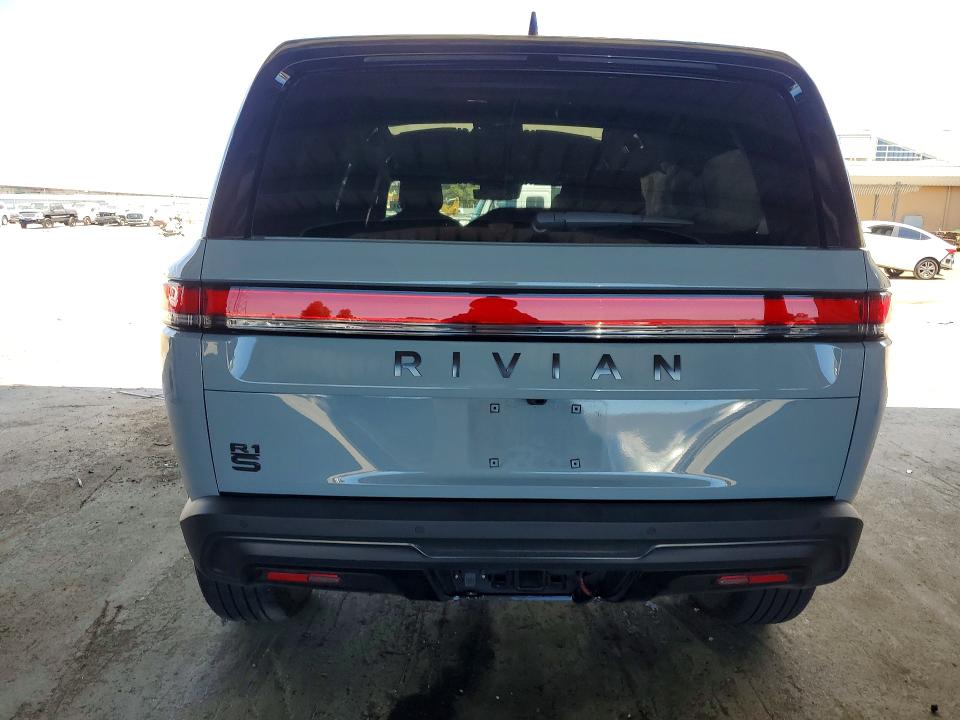 Photo 6 from auction – 2025 RIVIAN R1S with VIN 7PDSGBBA9SN055714