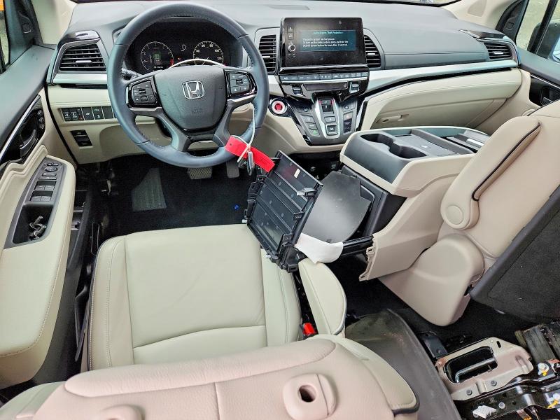 Photo 8 from auction – 2025 HONDA ODYSSEY with VIN 5FNRL6H84SB024351