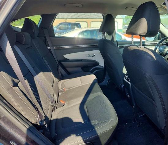 Photo 10 from auction – 2023 HYUNDAI TUCSON with VIN 5NMJB3AE3PH248215