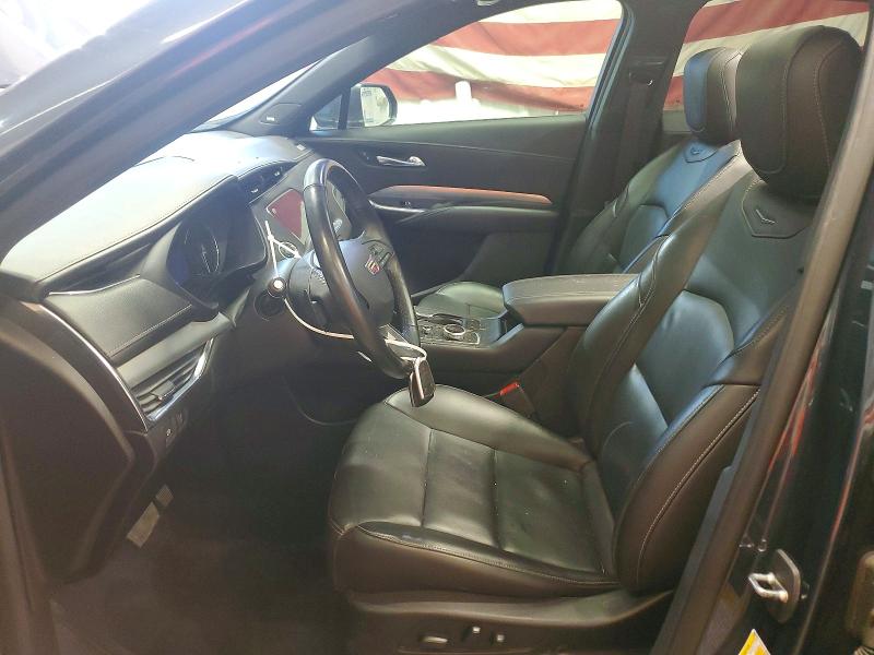 Photo 7 from auction – 2019 CADILLAC XT4 with VIN 1GYFZDR46KF109439