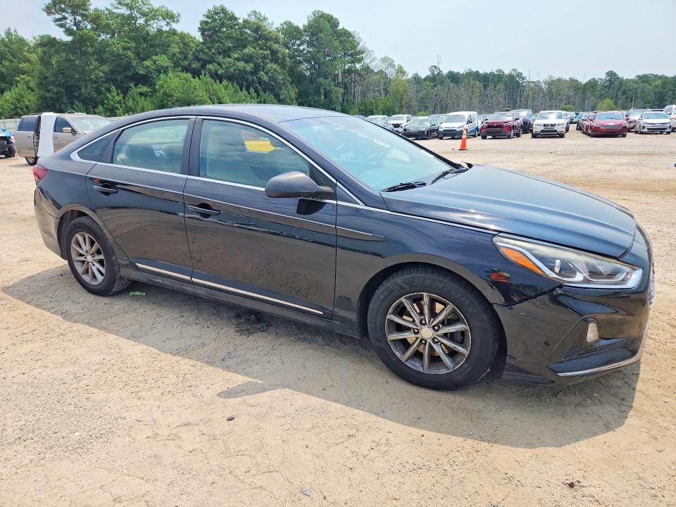 Photo 4 from auction – 2018 HYUNDAI SONATA with VIN 5NPE24AF7JH626384