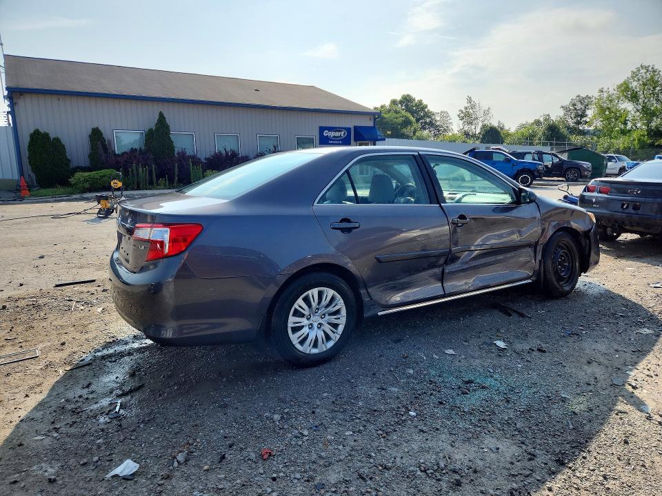 Photo 3 from auction – 2014 TOYOTA CAMRY with VIN 4T1BF1FK1EU780169