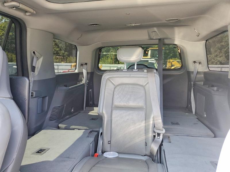 Photo 10 from auction – 2019 LINCOLN NAVIGATOR with VIN 5LMJJ2LT4KEL12629