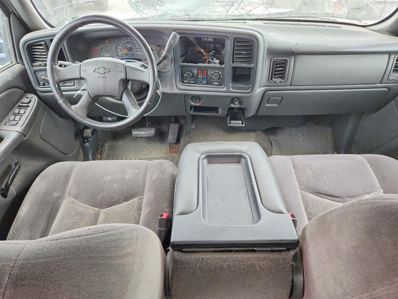 Photo 8 from auction – 2005 CHEVROLET SILVERADO with VIN 2GCEC13T751107406
