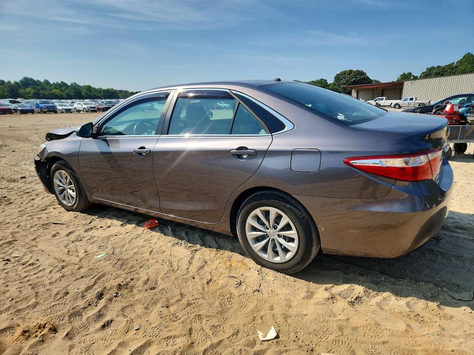 Photo 2 from auction – 2016 TOYOTA CAMRY with VIN 4T4BF1FK6GR526577