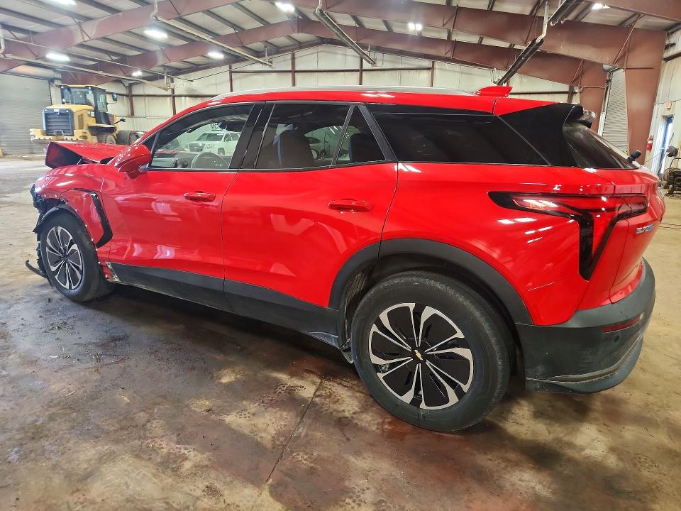 Photo 2 from auction – 2024 CHEVROLET BLAZER with VIN 3GNKDBRJ9RS201817