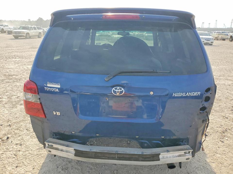 Photo 6 from auction – 2004 TOYOTA HIGHLANDER with VIN JTEDP21A340032491