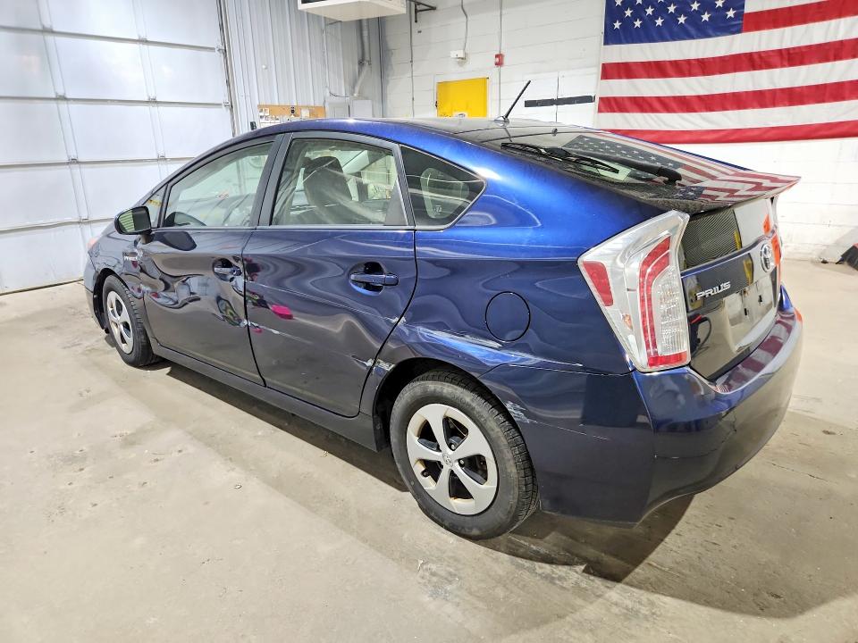 Photo 2 from auction – 2015 TOYOTA PRIUS with VIN JTDKN3DU7F0461522