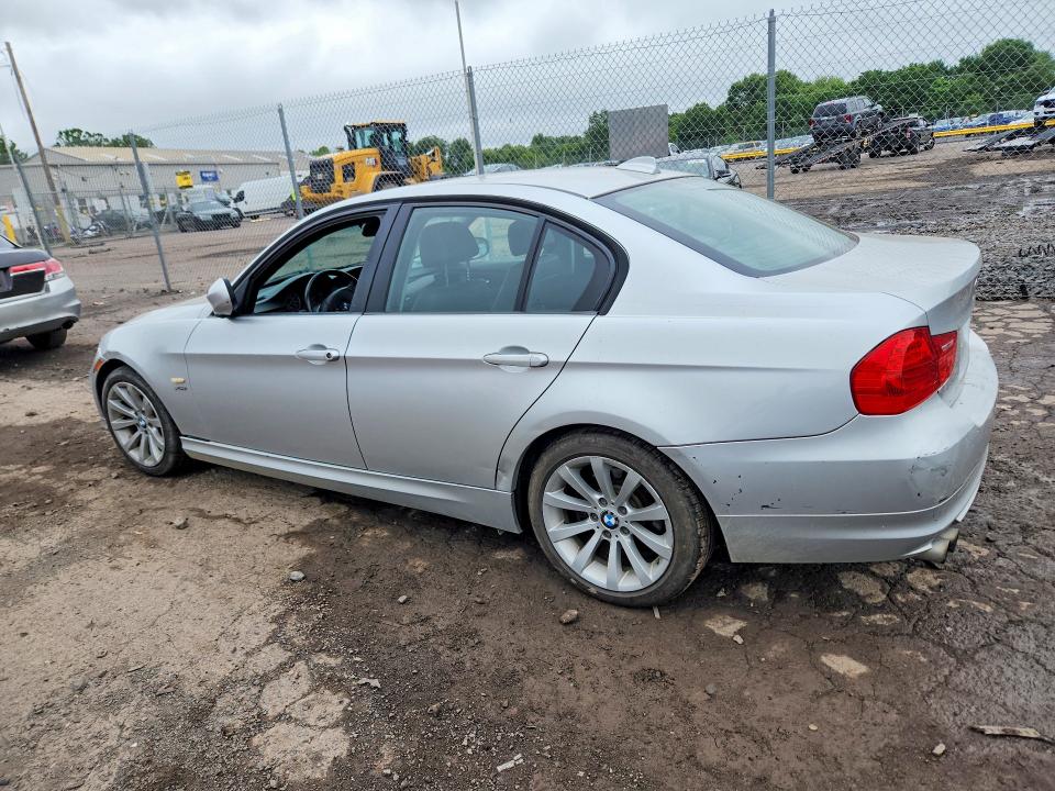 Photo 2 from auction – 2011 BMW 328 with VIN WBAPK7C50BA974127