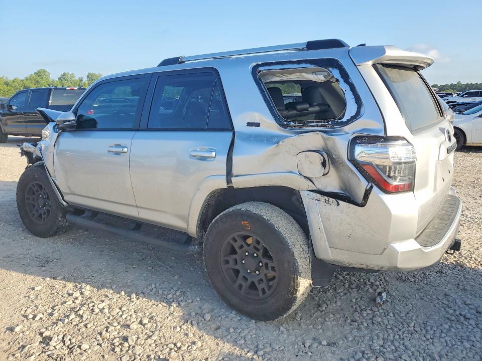 Photo 2 from auction – 2024 TOYOTA 4RUNNER with VIN JTEFU5JR4R5307420