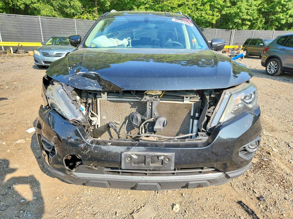 Photo 5 from auction – 2018 NISSAN PATHFINDER with VIN 5N1DR2MM3JC615573