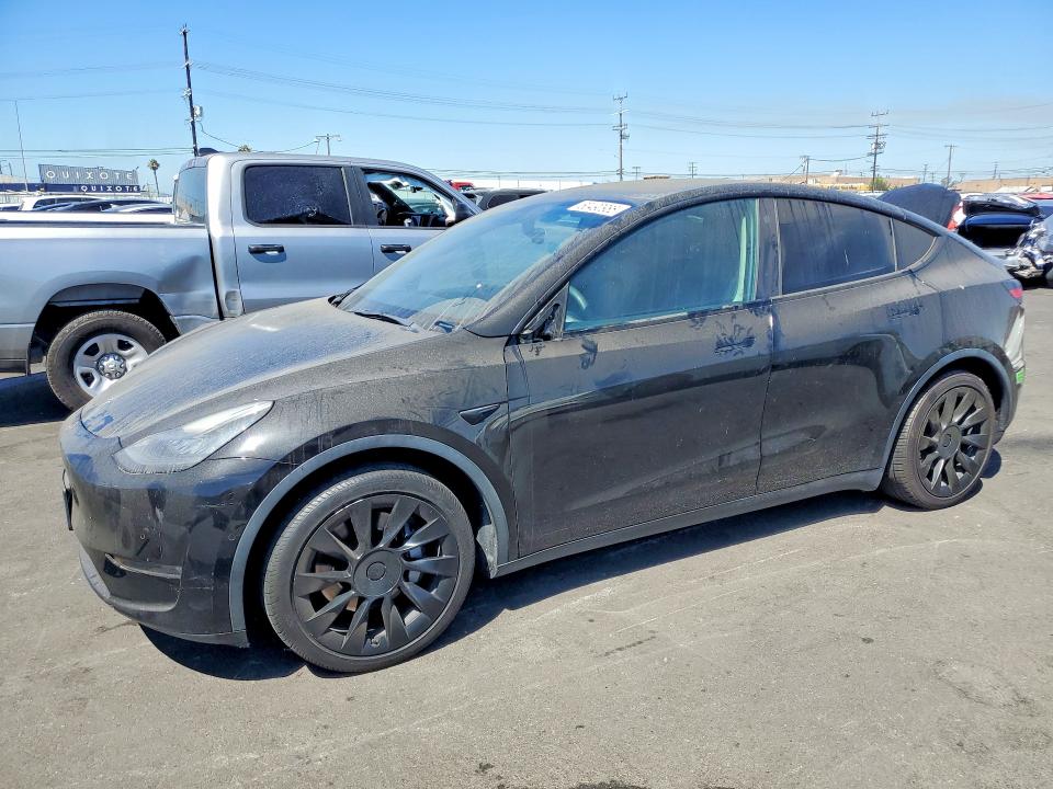 Zdjęcie 1 z aukcji – 2021 TESLA MODEL Y z VIN 5YJYGDED4MF112793
