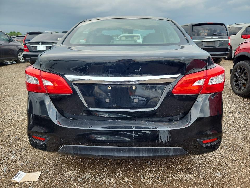 Photo 6 from auction – 2017 NISSAN SENTRA with VIN 3N1AB7AP5HY350179