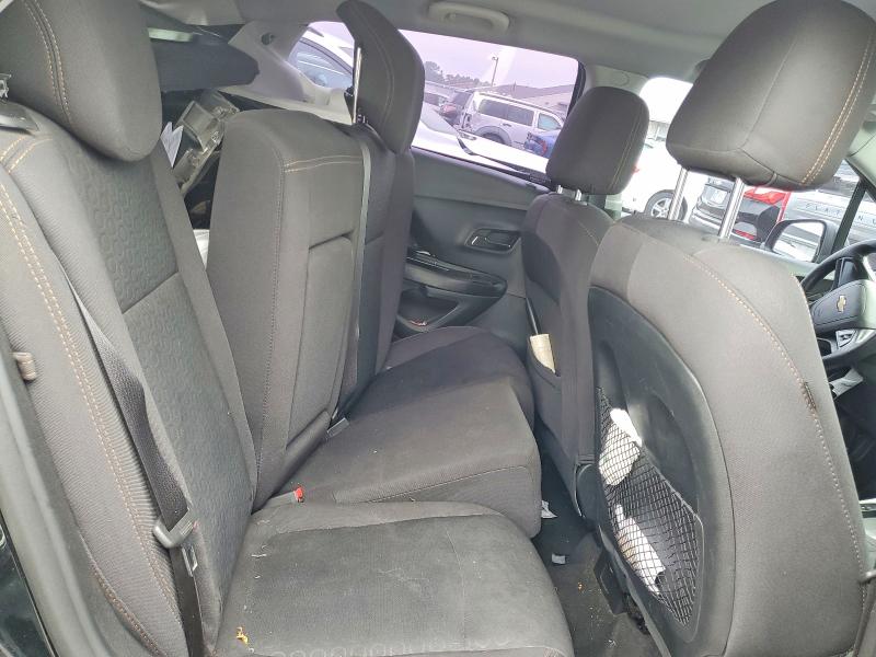 Photo 10 from auction – 2018 CHEVROLET TRAX with VIN 3GNCJKSB4JL408372