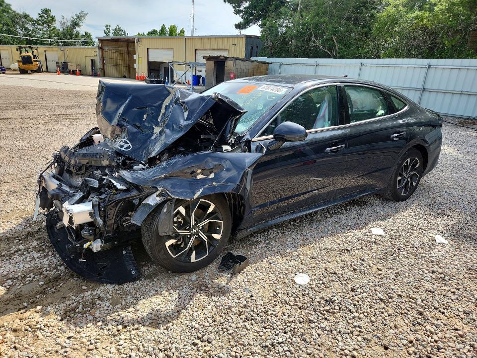 Photo 1 from auction – 2025 HYUNDAI SONATA with VIN KMHL64JA5SA493810