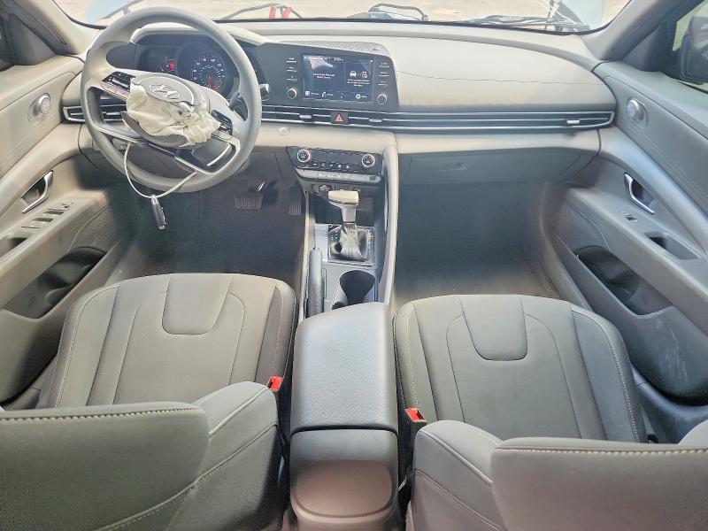 Снимка 8 от търг – 2022 HYUNDAI ELANTRA с VIN KMHLM4AG3NU322082