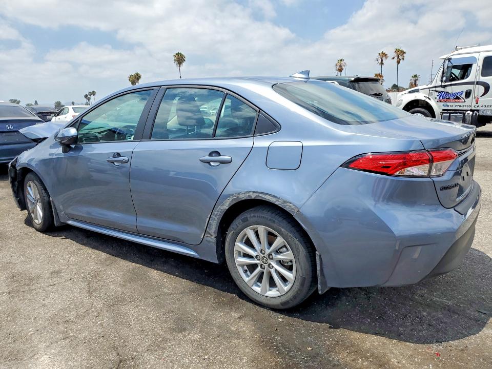 Photo 2 from auction – 2025 TOYOTA COROLLA with VIN 5YFB4MDE4SP323759