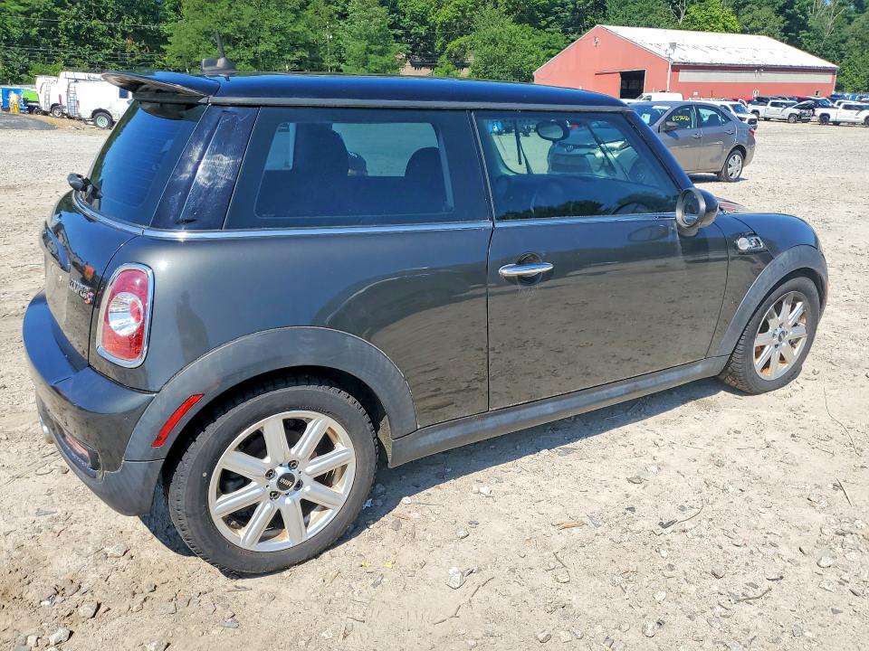 Photo 3 from auction – 2013 MINI COOPER with VIN WMWSV3C59DT396126