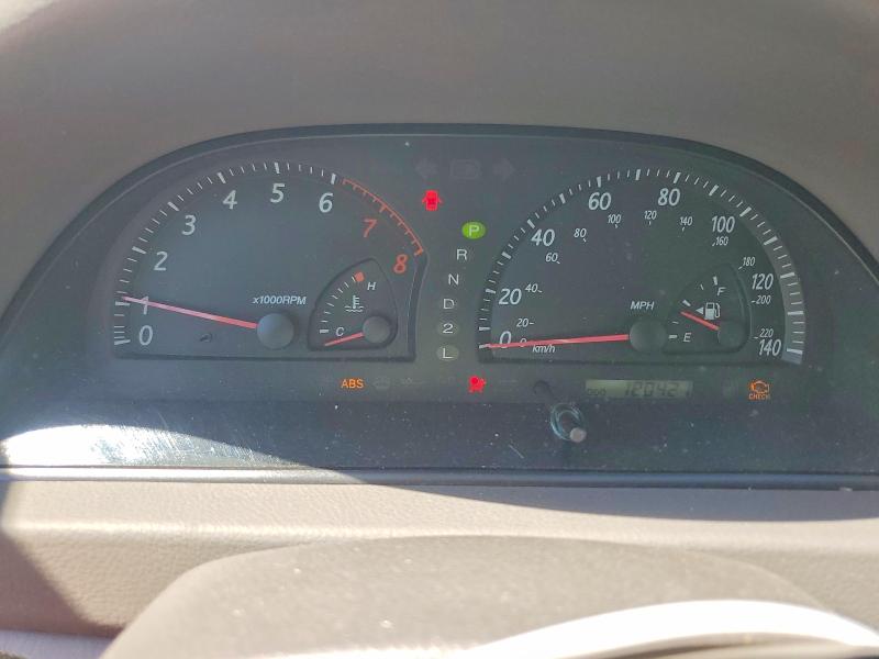 Photo 9 from auction – 2003 TOYOTA CAMRY with VIN 4T1BF32K03U547107