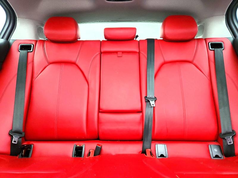صورة رقم 10 من المزاد - 2018 ALFA ROMEO STELVIO مع VIN ZASFAKBN0J7B97991