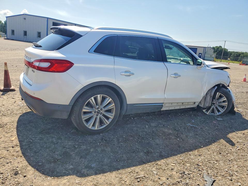 Photo 3 from auction – 2016 LINCOLN MKX with VIN 2LMTJ8LP0GBL71699