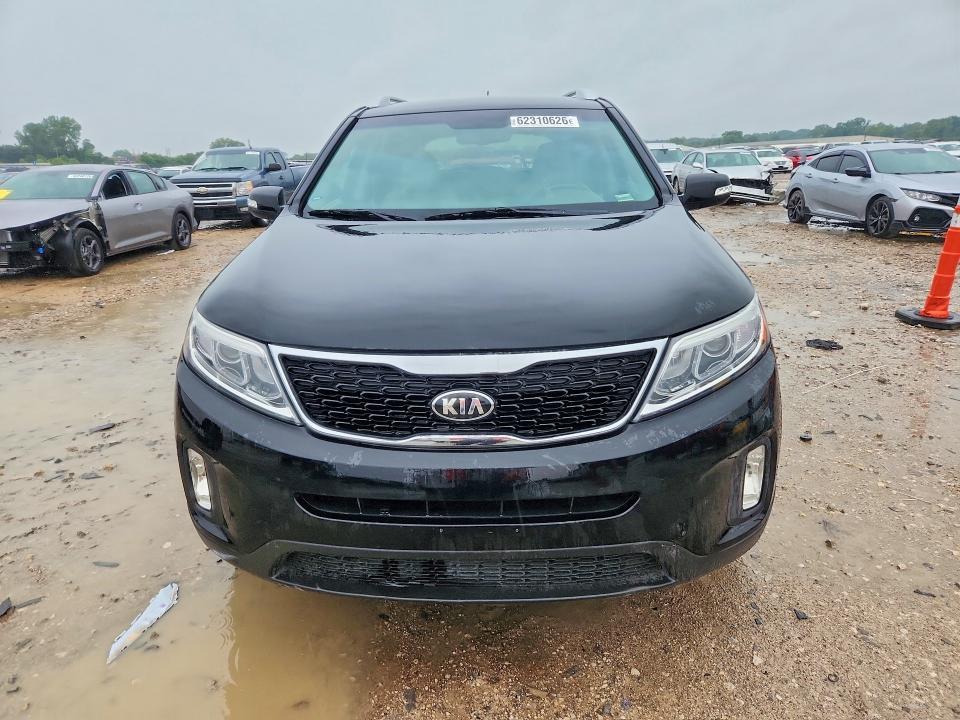 Photo 5 from auction – 2014 KIA SORENTO with VIN 5XYKTCA62EG505799