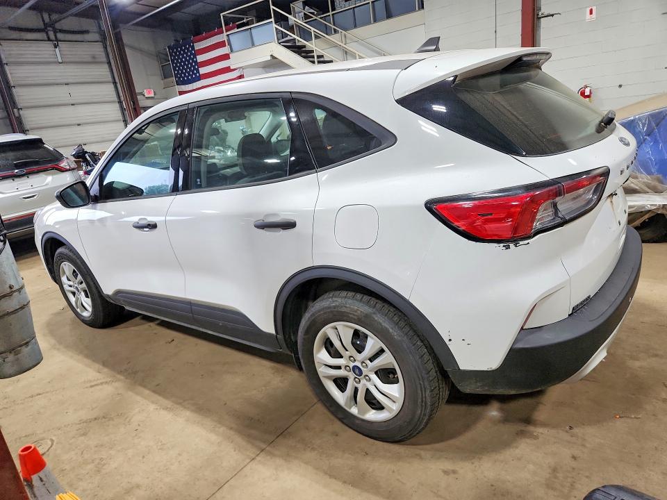 Photo 2 from auction – 2021 FORD ESCAPE with VIN 1FMCU9F65MUA68001