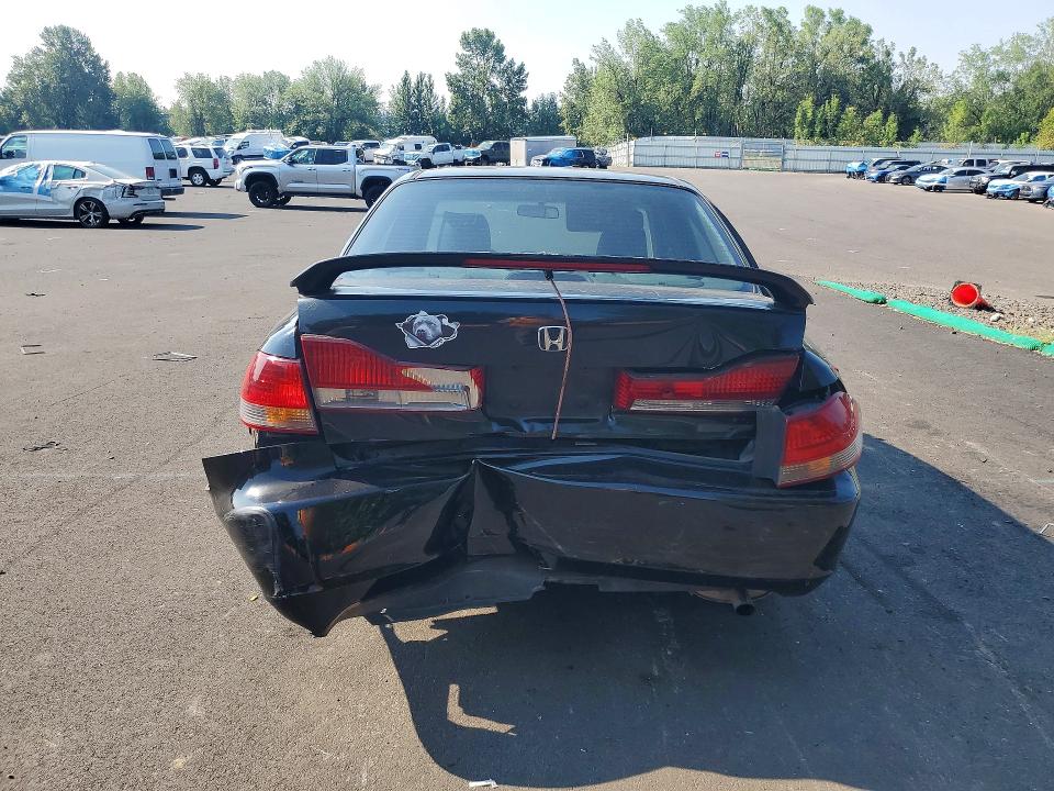 Photo 6 from auction – 2002 HONDA ACCORD with VIN JHMCG56722C031583