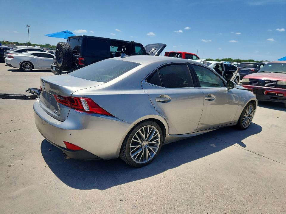 Photo 3 from auction – 2016 LEXUS IS 200T with VIN JTHBA1D23G5005793