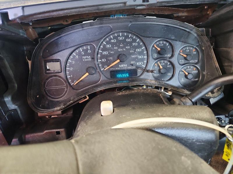 Photo 9 from auction – 2002 CHEVROLET SILVERADO with VIN 2GCEC19V521296156