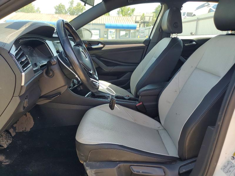 Photo 7 from auction – 2019 VOLKSWAGEN JETTA with VIN 3VWCB7BU4KM223803