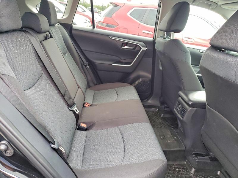 Photo 11 from auction – 2025 TOYOTA RAV4 with VIN 2T3R1RFV2SC560176