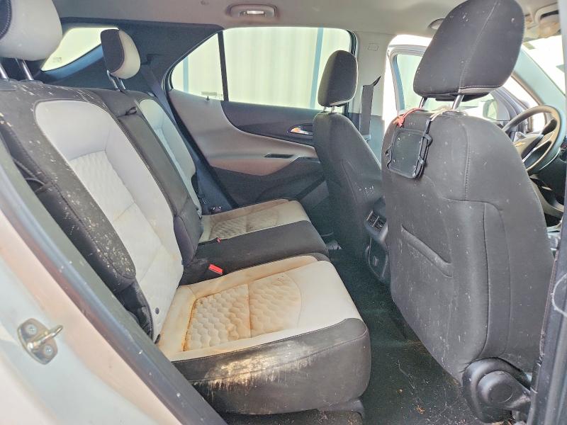 Photo 11 from auction – 2018 CHEVROLET EQUINOX with VIN 3GNAXREV8JS543705
