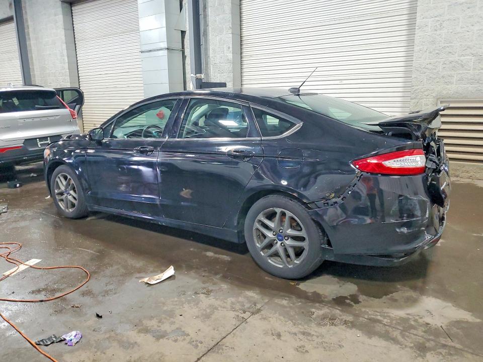 Photo 2 from auction – 2016 FORD FUSION with VIN 3FA6P0H71GR331578