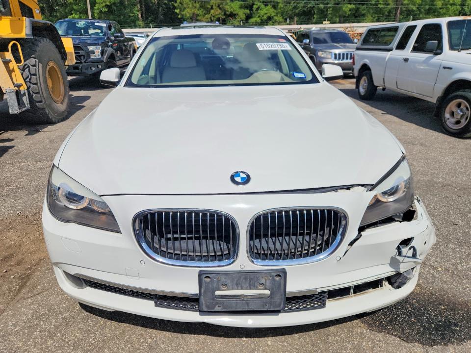 Photo 5 from auction – 2012 BMW 750 with VIN WBAKB8C54CC963587